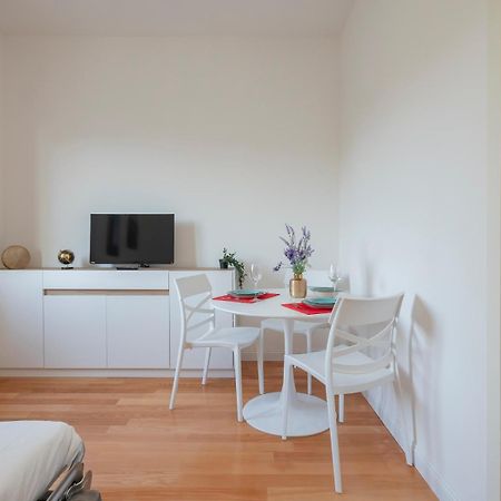 I Host Apartment - Gressoney 2 Milano Ngoại thất bức ảnh